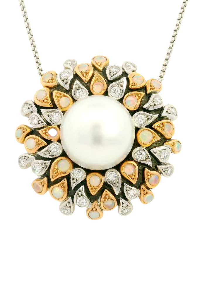 18ct white and rose gold bouquet style pendant