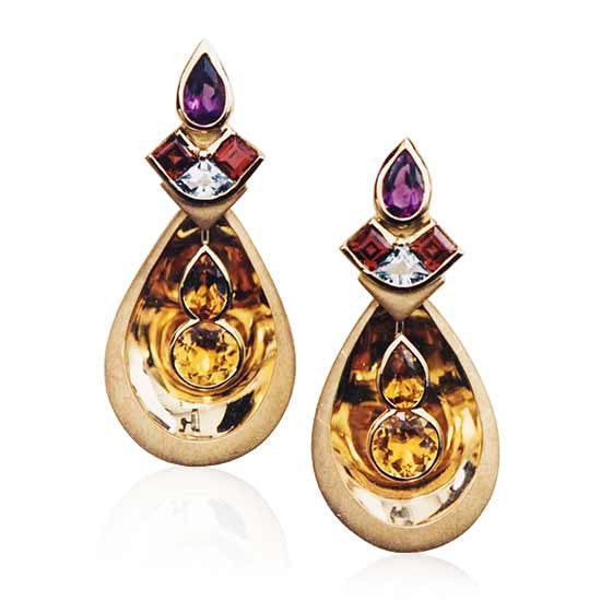 1992 Winner JAA Coloured Gemstone Design